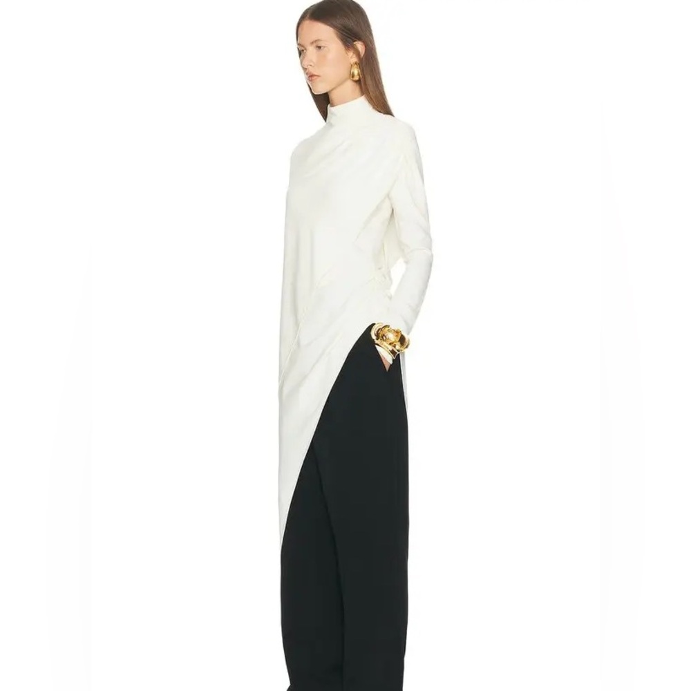 Helsa NWOT The Wilhelmina Cape Top - Picture 4 of 14